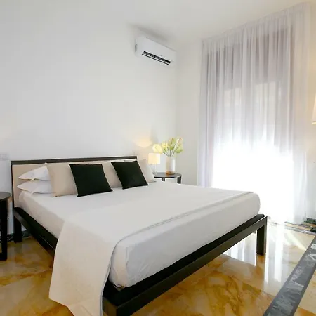 Starhost - Golden Bed & Breakfast *