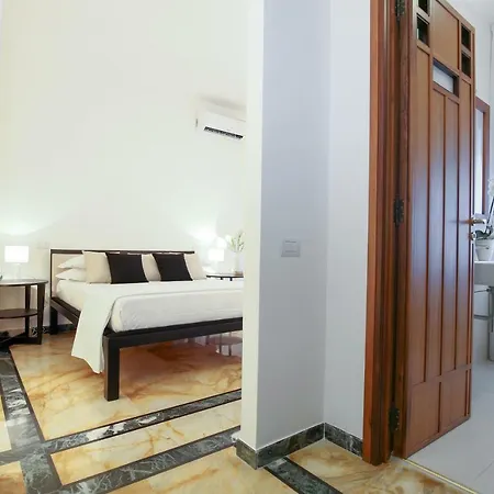 Bed & Breakfast Starhost - Golden