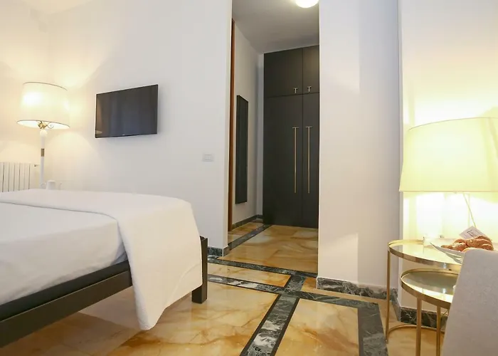 Starhost - Golden Panzió 4*