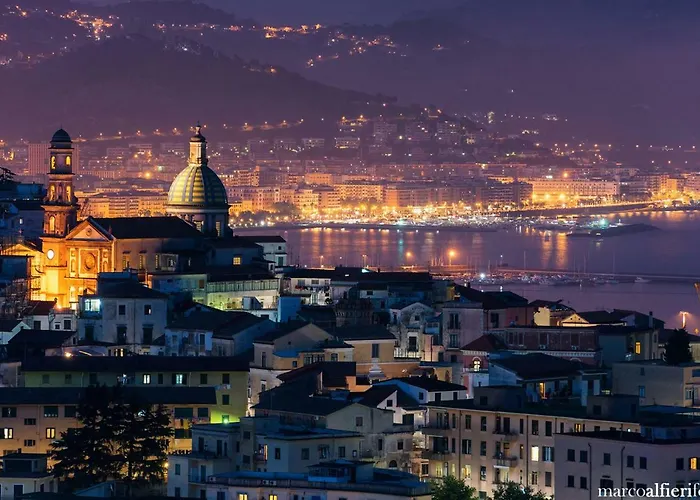 Panzió Starhost - Golden Salerno